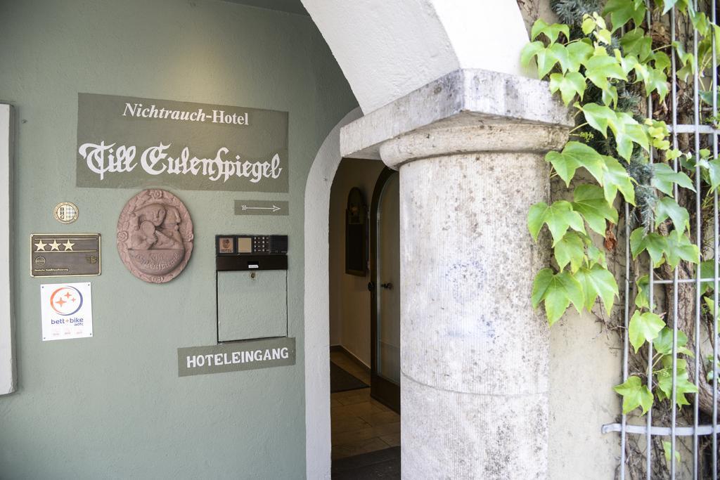 Hotel Till Eulenspiegel - Nichtrauchhotel - Garni Würzburg Exteriör bild